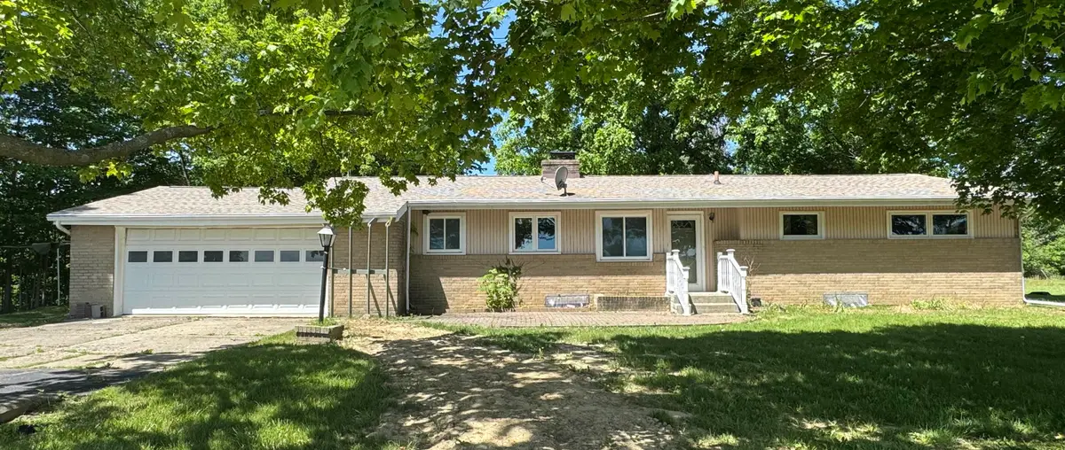 4501 N New Lothrop, Corunna, MI 48817 - #1