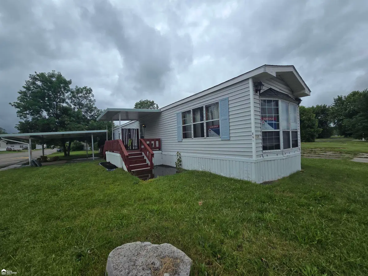 329 King George Iii, Flint, MI 48507 - #1