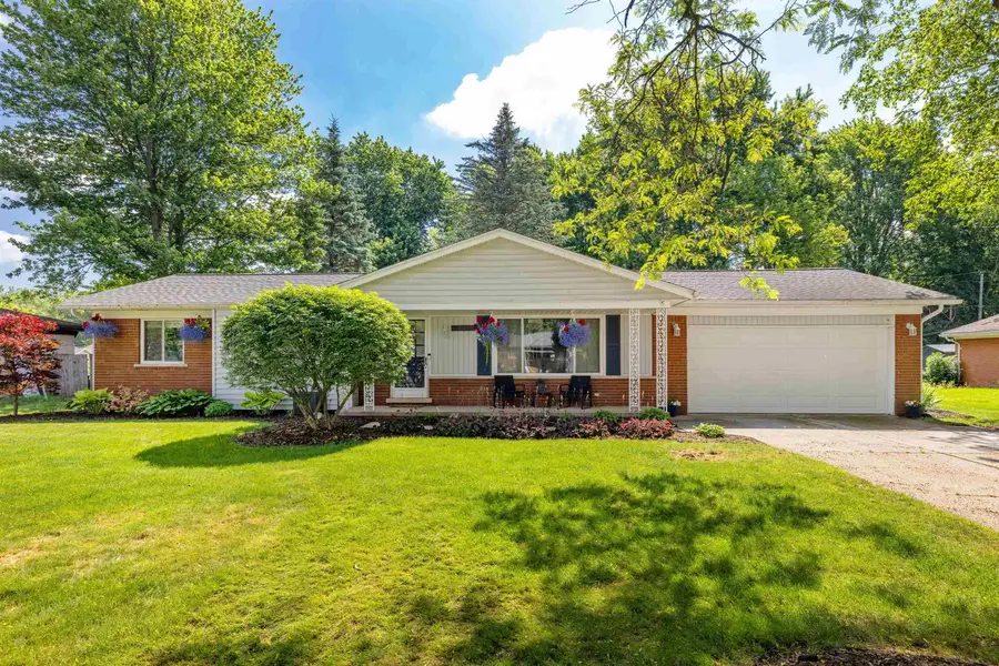 38350 Long, Harrison Township, MI 48045 - #2