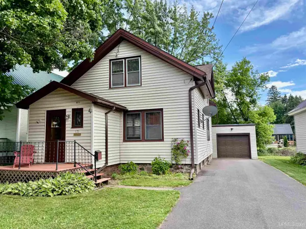 171 E Michigan, Ironwood, MI 49938
