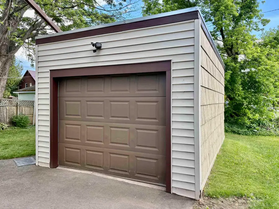171 E Michigan, Ironwood, MI 49938 - #2