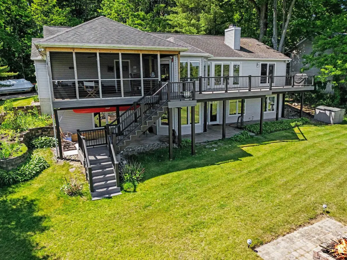 16036 Lewis Lake, Vandalia, MI 49095 - #1