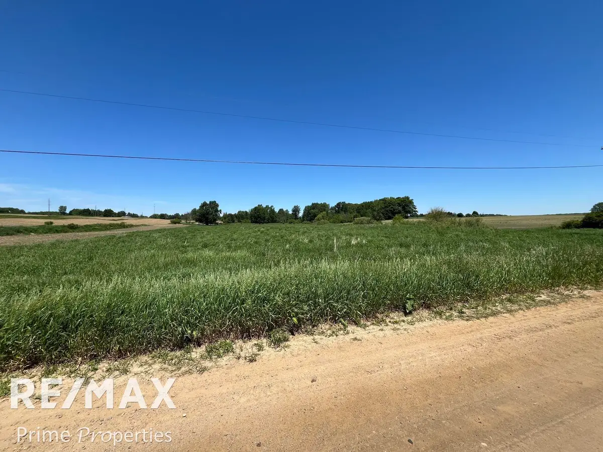 00 Swaffer, Mayville, MI 48744 - #1