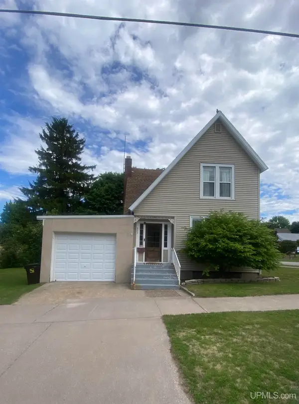 223 Lynn, Munising, MI 49862