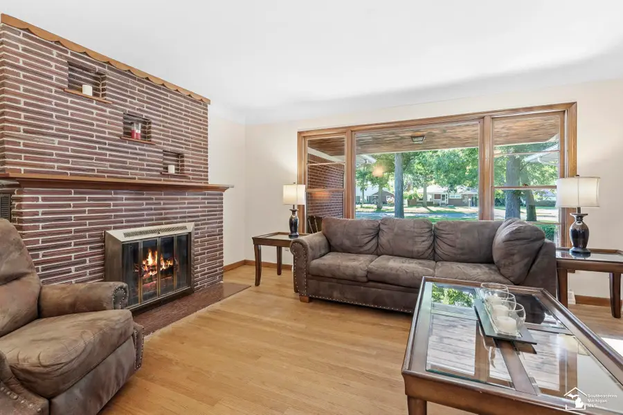 16022 Kennebec, Southgate, MI 48195 - #3
