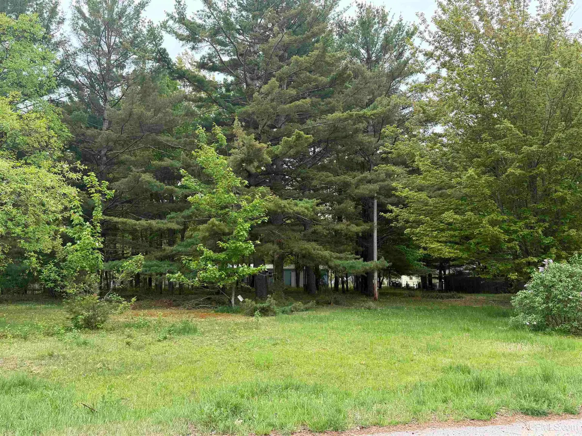 416 Sunnybrook, Marquette, MI 49855 - #1