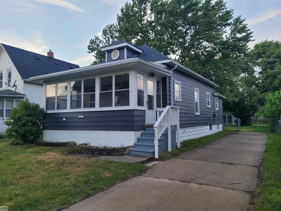 1707 Mcpherson, Port Huron, MI 48060 - #2