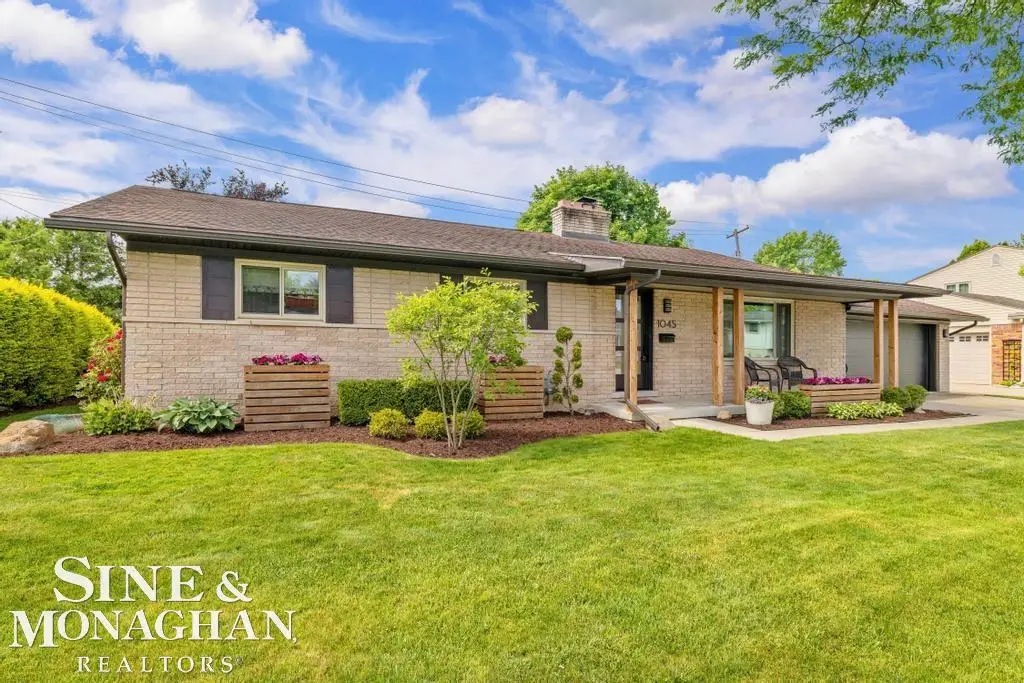 1045 Marian, Grosse Pointe Woods, MI 48236 - #1