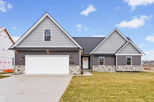 231 Shelldrake, Saint Clair, MI 48079