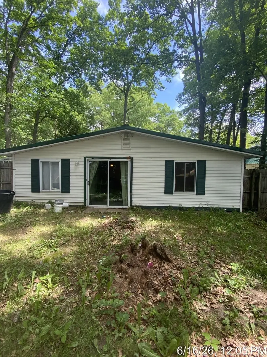 1021 Pocahontas, Harrison, MI 48625 - #2