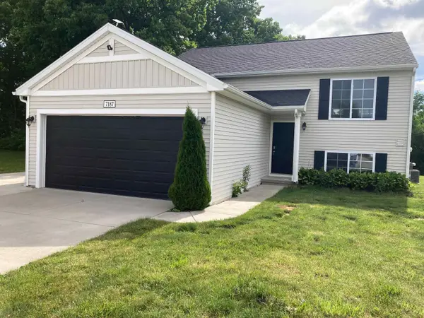 7187 Glenmeadow, Grand Blanc, MI 48439