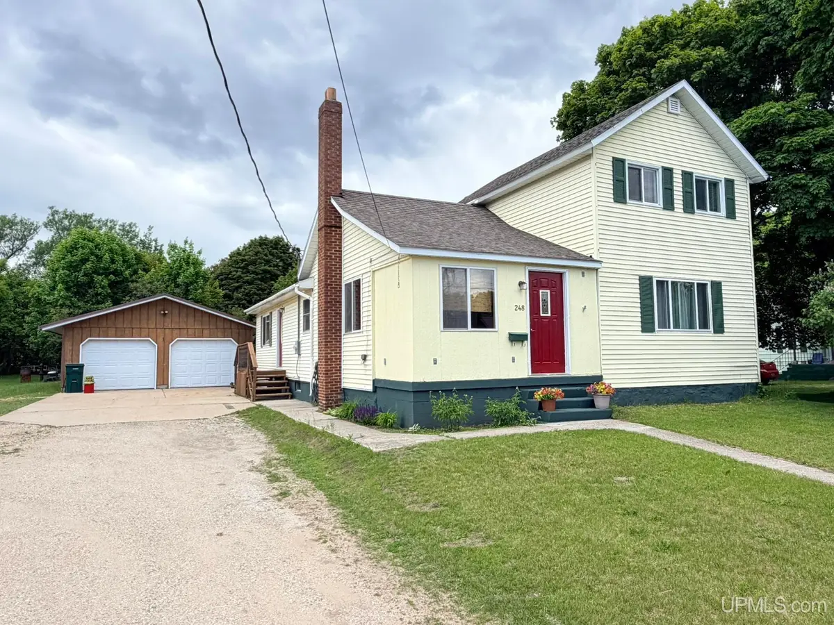 248 Schoolcraft, Manistique, MI 49854 - #1
