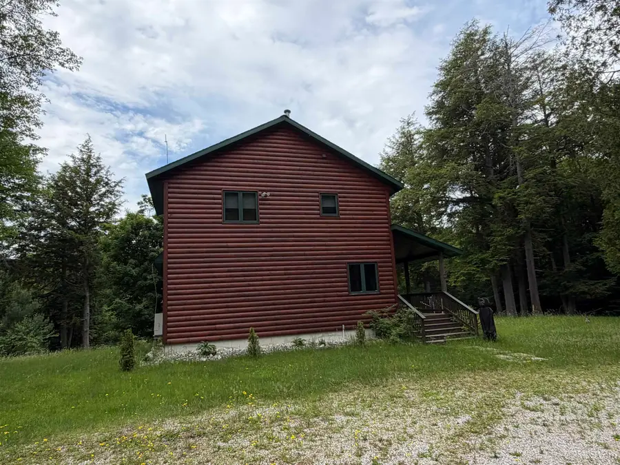 5109 N River, Manistique, MI 49854 - #3