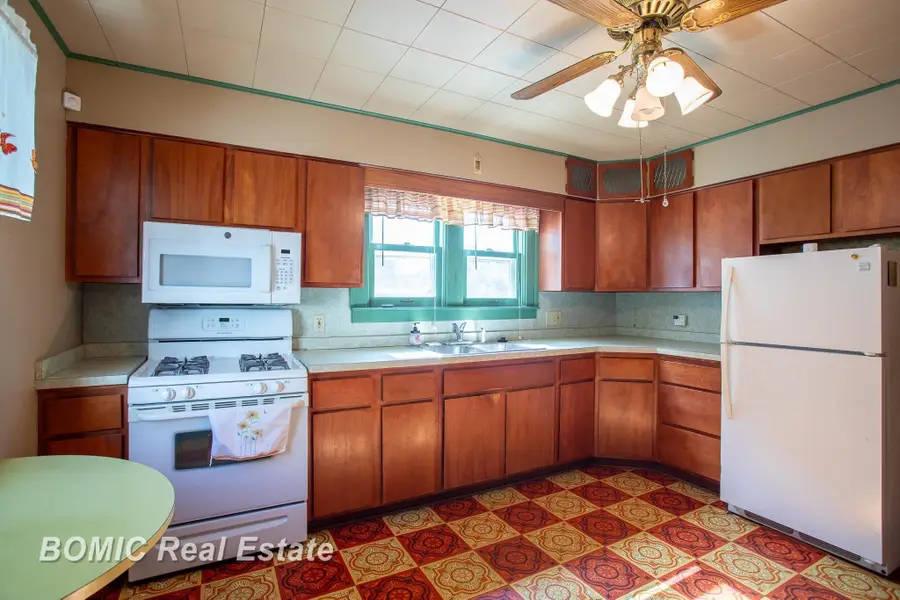 3303 Tatum, Saginaw, MI 48601 - #3