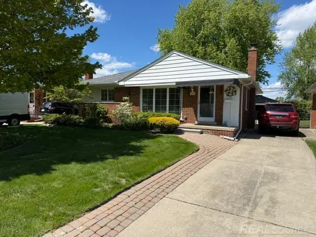 21209 Erben, Saint Clair Shores, MI 48081 - #2