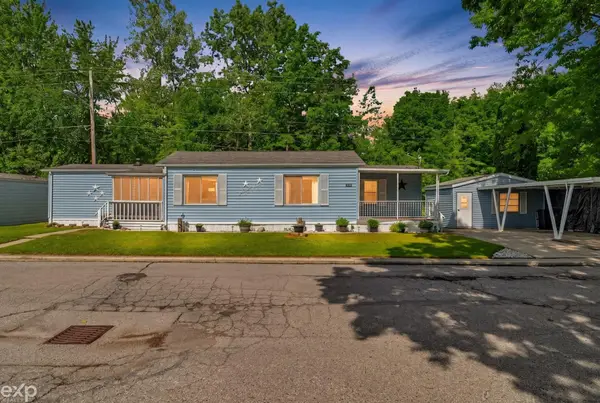 3333 Ravenswood, Marysville, MI 48040