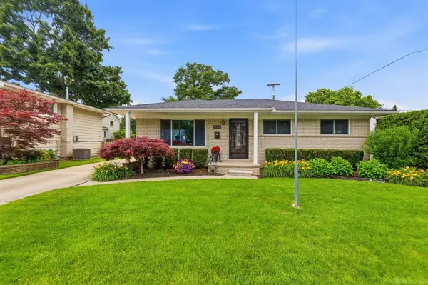 68435 Oak, Richmond, MI 48062