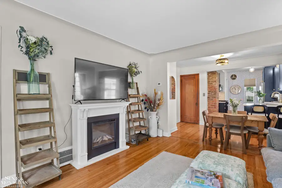 475 Touraine, Grosse Pointe Farms, MI 48236 - #3