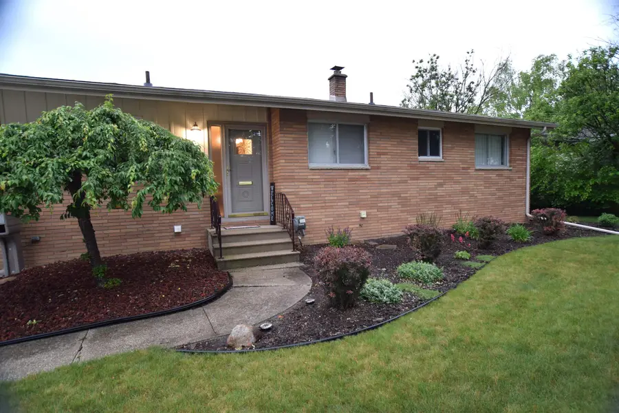 114 Burns, Essexville, MI 48732 - #2