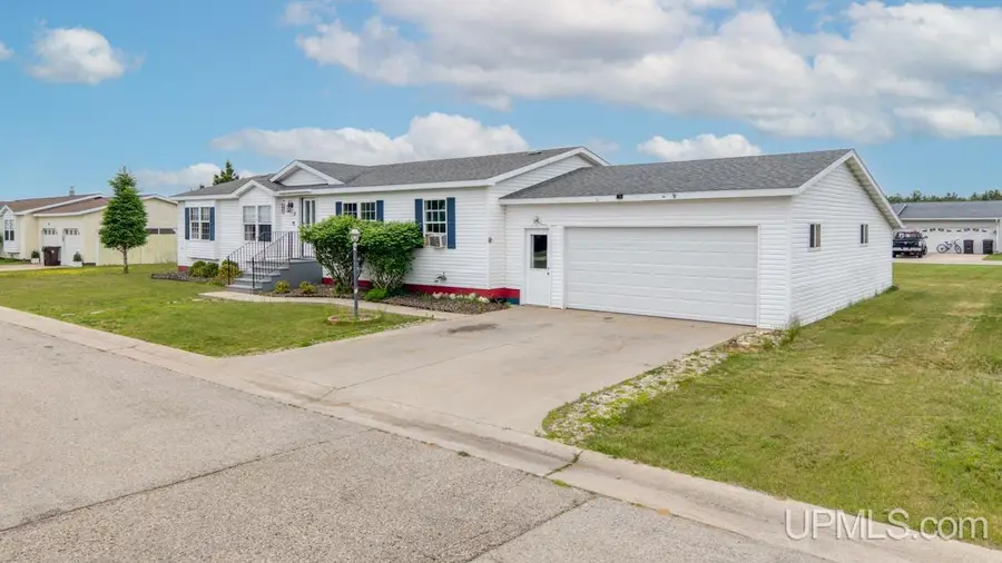1620 Willow Creek #2, Escanaba, MI 49829 - #3