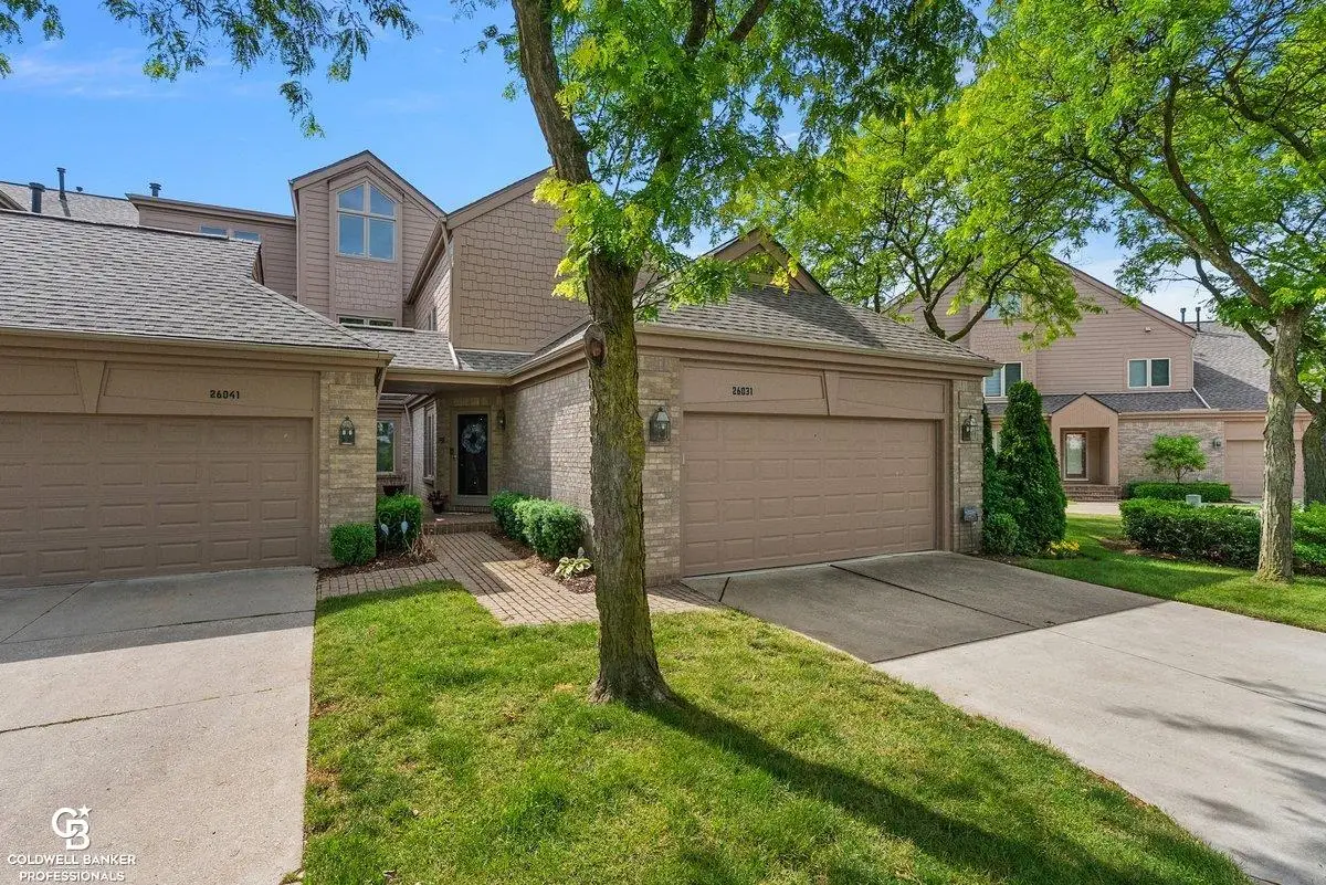 26031 N Harbour Pointe Dr N #UNIT 9, Harrison Township, MI 48045 - #1