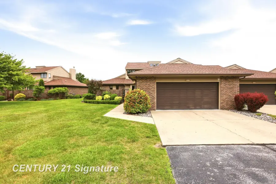 2715 Inverness, Bay City, MI 48706 - #2