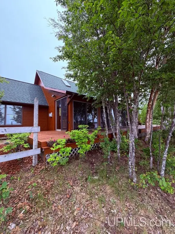 3490 Squaw Beach, Big Bay, MI 49808