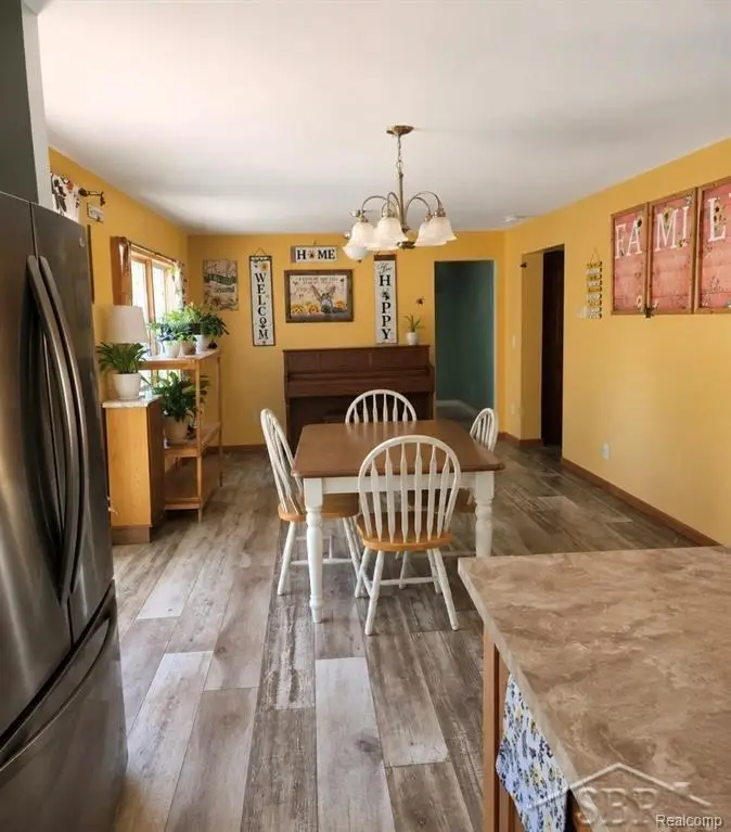 20 E Mier, Sanford, MI 48657 - #2