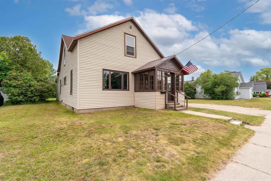 137 N Second, Manistique, MI 49854 - #2