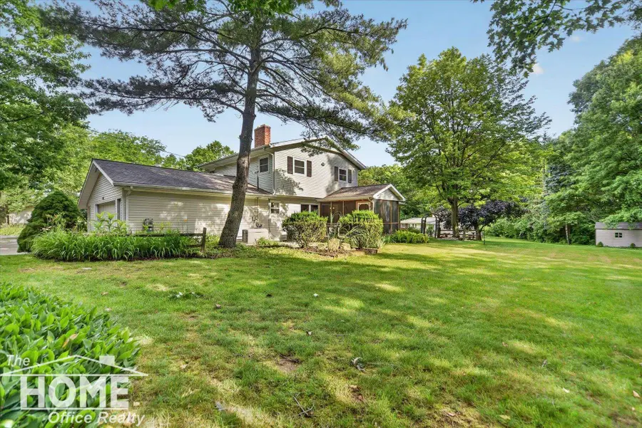 650 Riverbend, Owosso, MI 48867 - #3