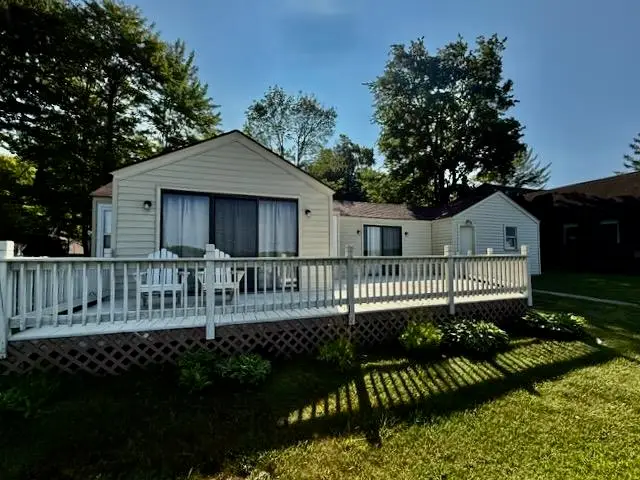 2925 Lakeshore, Gladwin, MI 48624 - #3