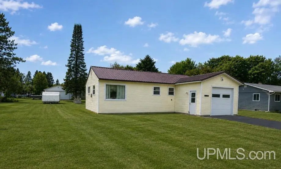 502 Birch, Bergland, MI 49910 - #1
