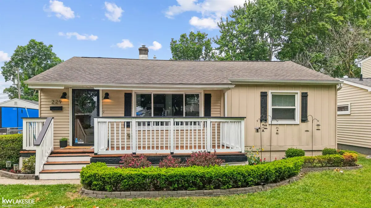 229 N Wilson, Mount Clemens, MI 48043 - #1