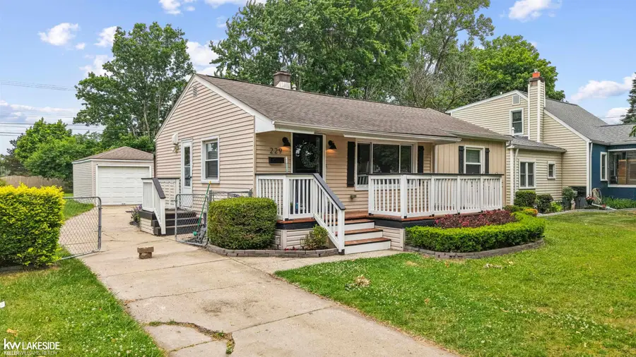 229 N Wilson, Mount Clemens, MI 48043 - #2