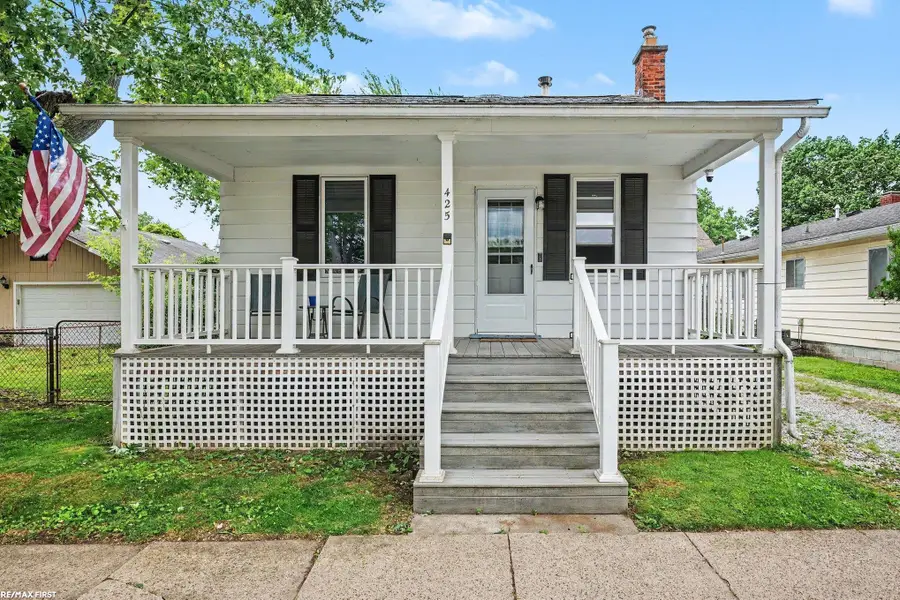 425 E St Clair, Marine City, MI 48039 - #2