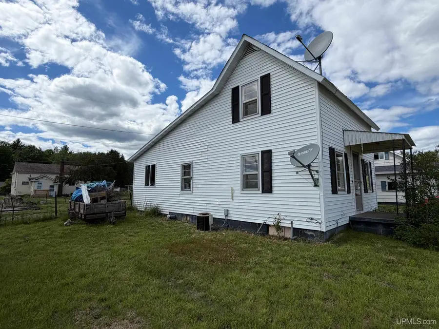 377 Pine, Republic, MI 49879 - #2