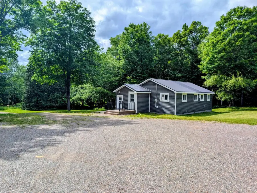 104 Forsberg, Iron River, MI 49935 - #2