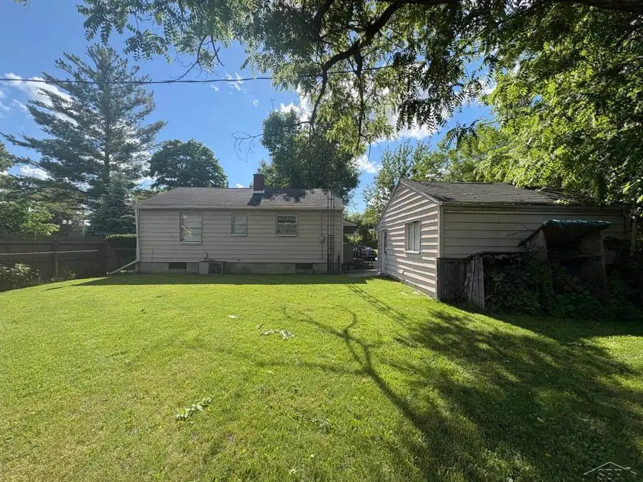 1820 Hill, Saginaw, MI 48602 - #2