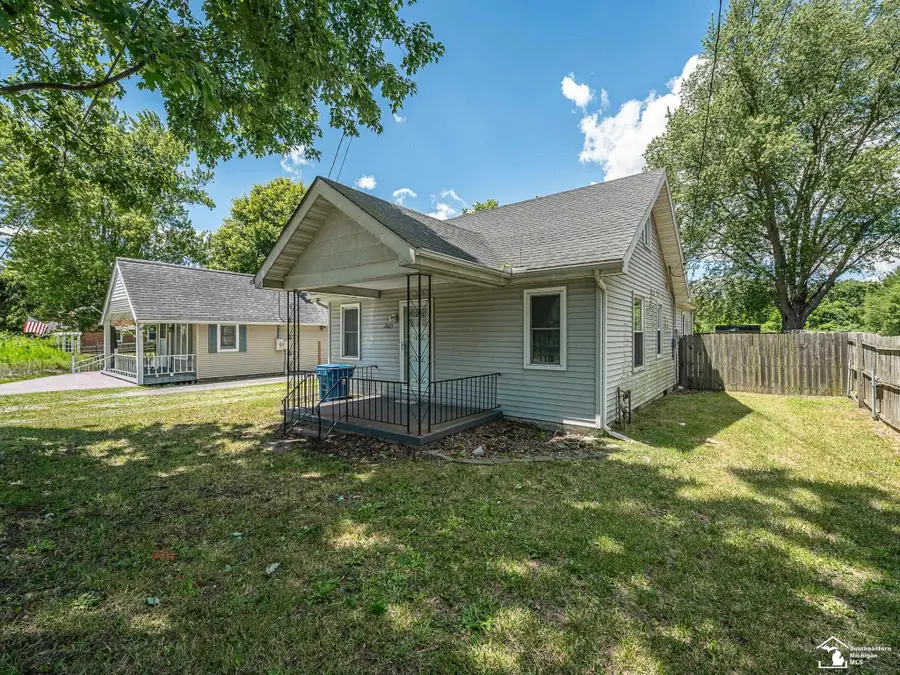 13023 S Dixie, La Salle, MI 48145 - #2