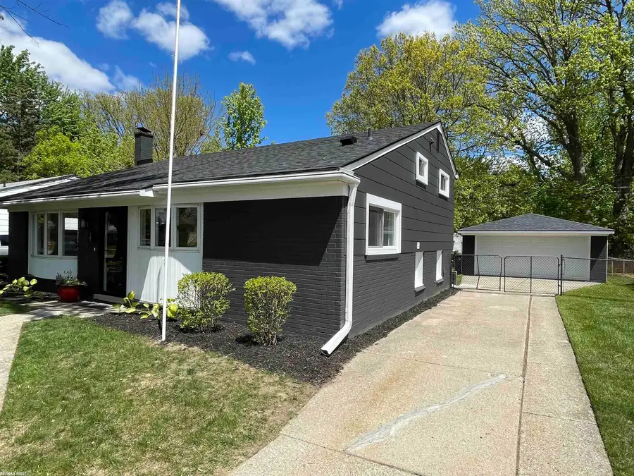 36550 Weideman, Clinton Township, MI 48035 - #3