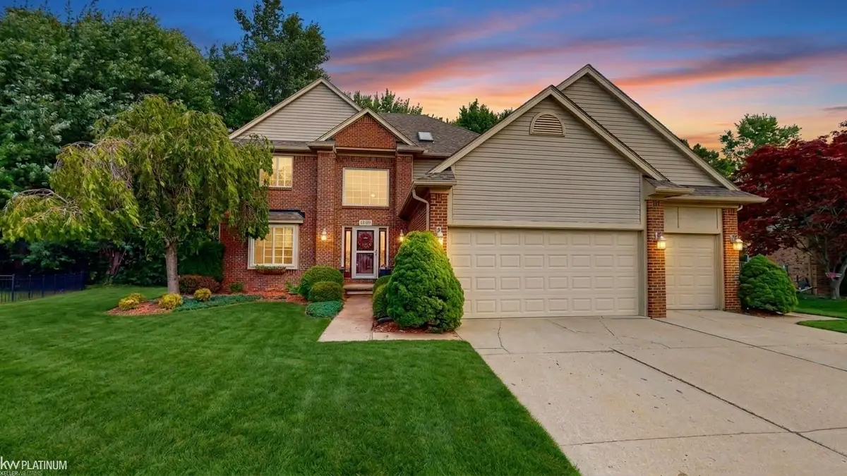 32134 Persimmon, Chesterfield, MI 48047 - #1