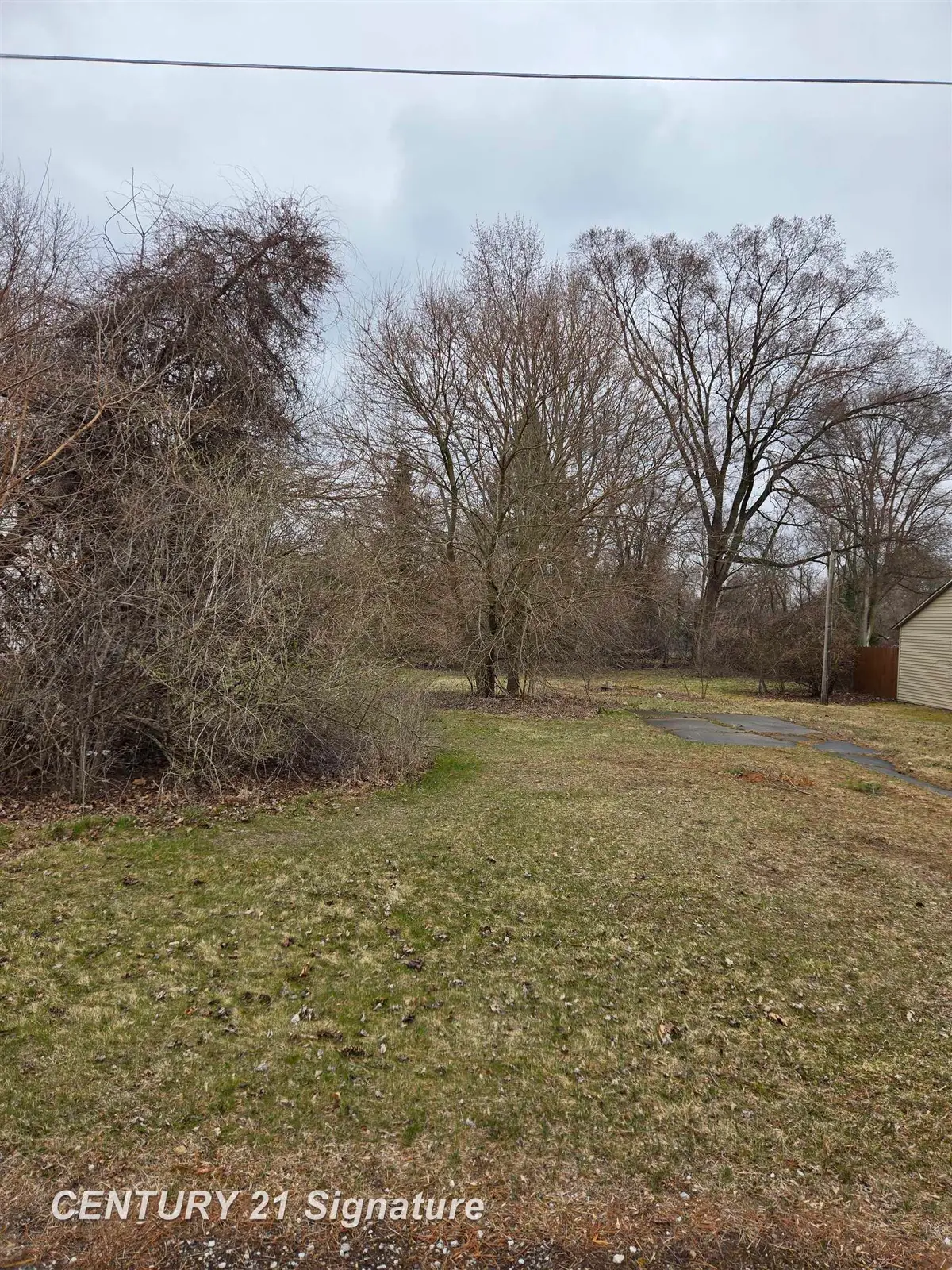 655 Lutzke, Saginaw, MI 48609 - #1