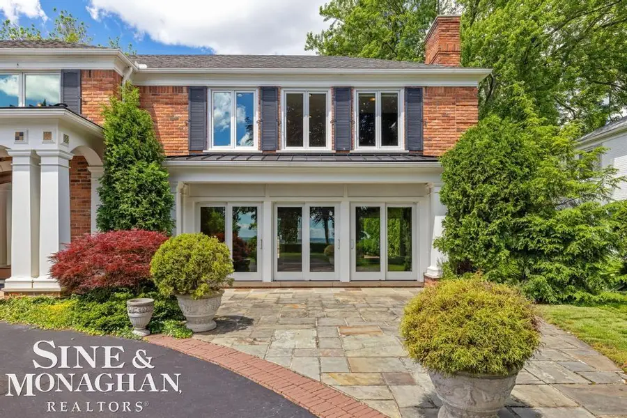 529 Lake Shore, Grosse Pointe Shores, MI 48236 - #3