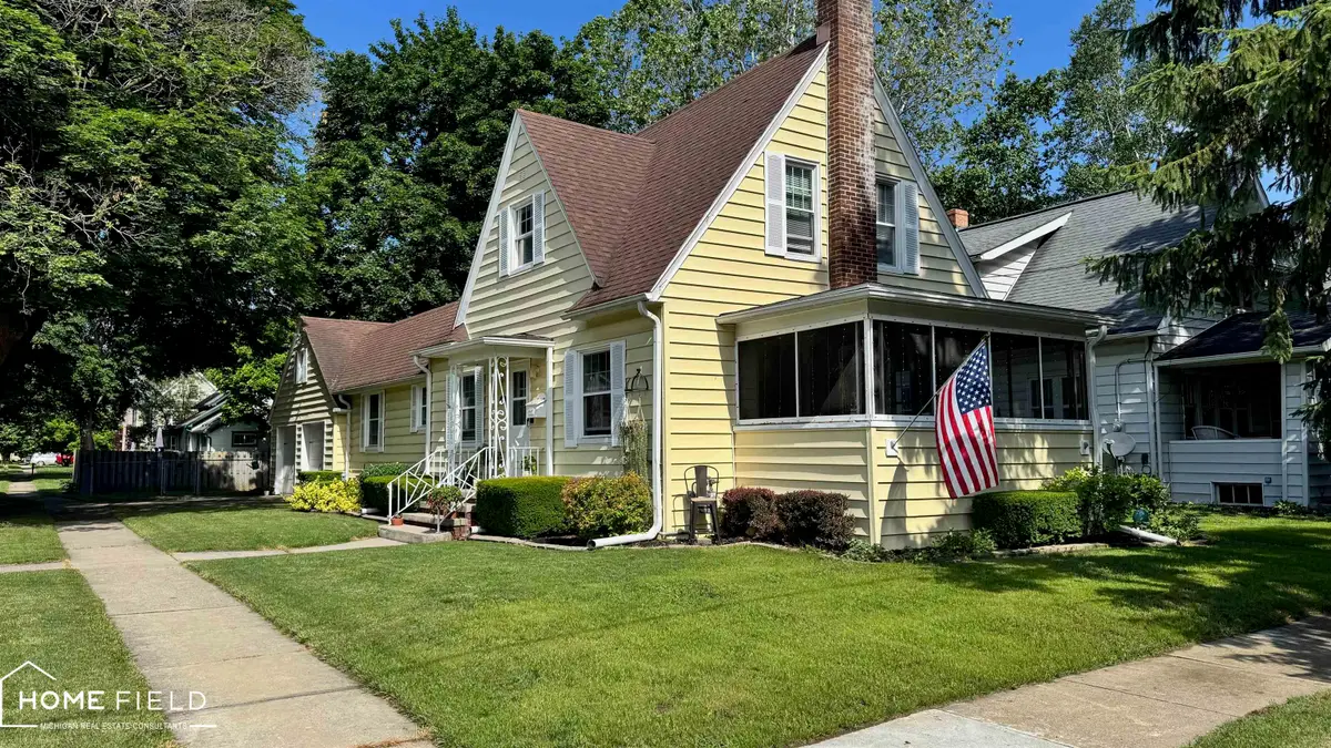 801 N Ball, Owosso, MI 48867 - #1