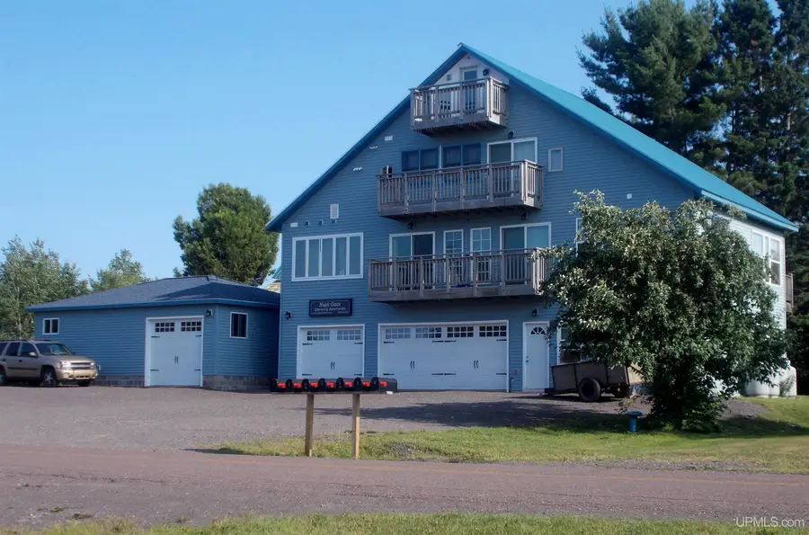 50561 Sixth, Hancock, MI 49930 - #2