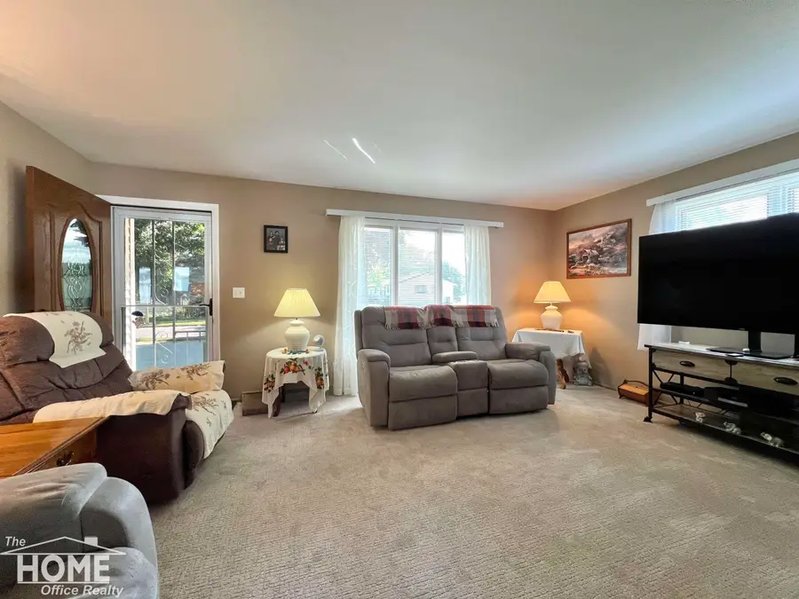 809 Moore, Owosso, MI 48867 - #2