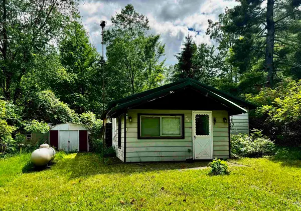 382 Shappell, Harrison, MI 48625