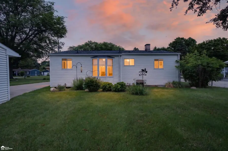 1442 Kettering, Burton, MI 48509 - #3