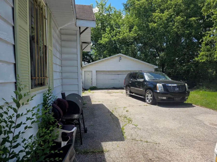 4134 Fulton, Saginaw, MI 48601 - #3