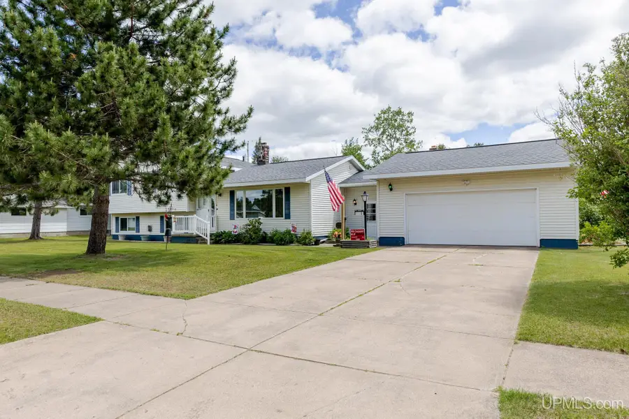 118 Pine, Republic, MI 49879 - #2